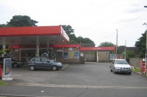 8526 Total Petrol Station, North Baddesley